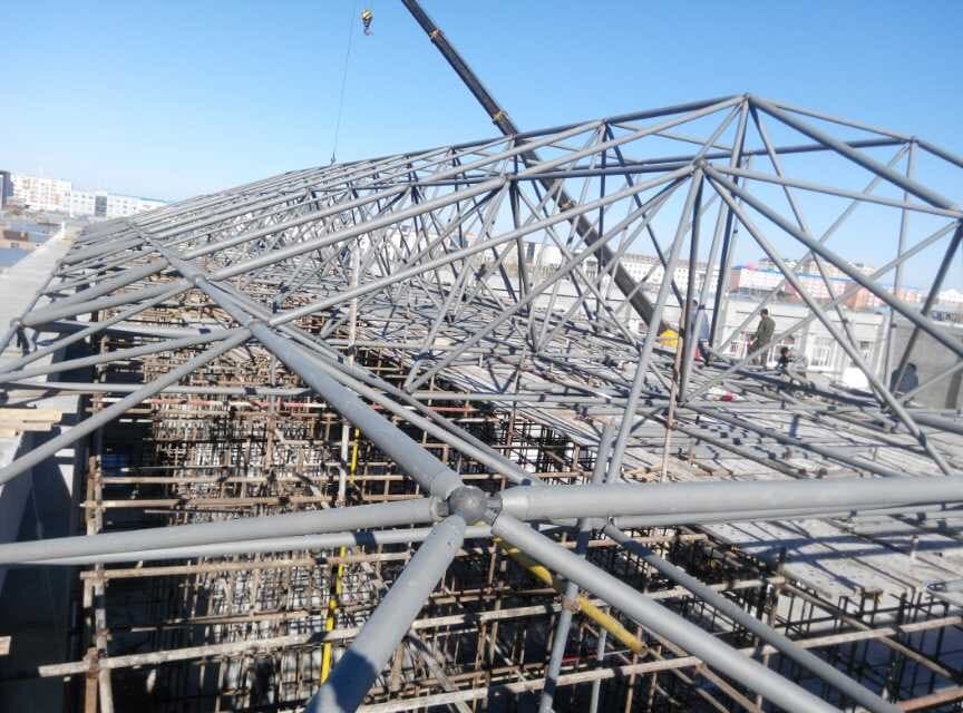邳州商贸城屋顶网架工程