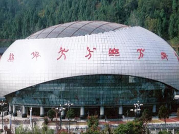 邳州体育中心球形网架加工安装